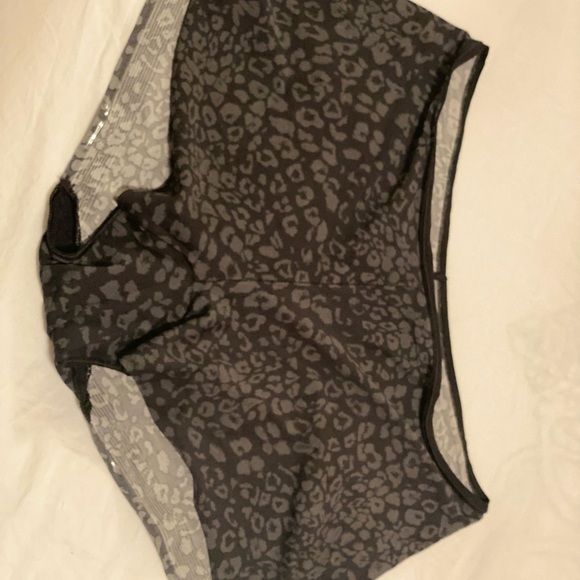 Soma Vanishing Bras 38B Panties XL - Picture 5 of 10